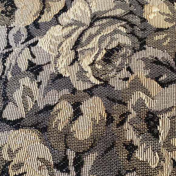 VTG Tapestry Tablecloth 58”x68” - Picture 4 of 12